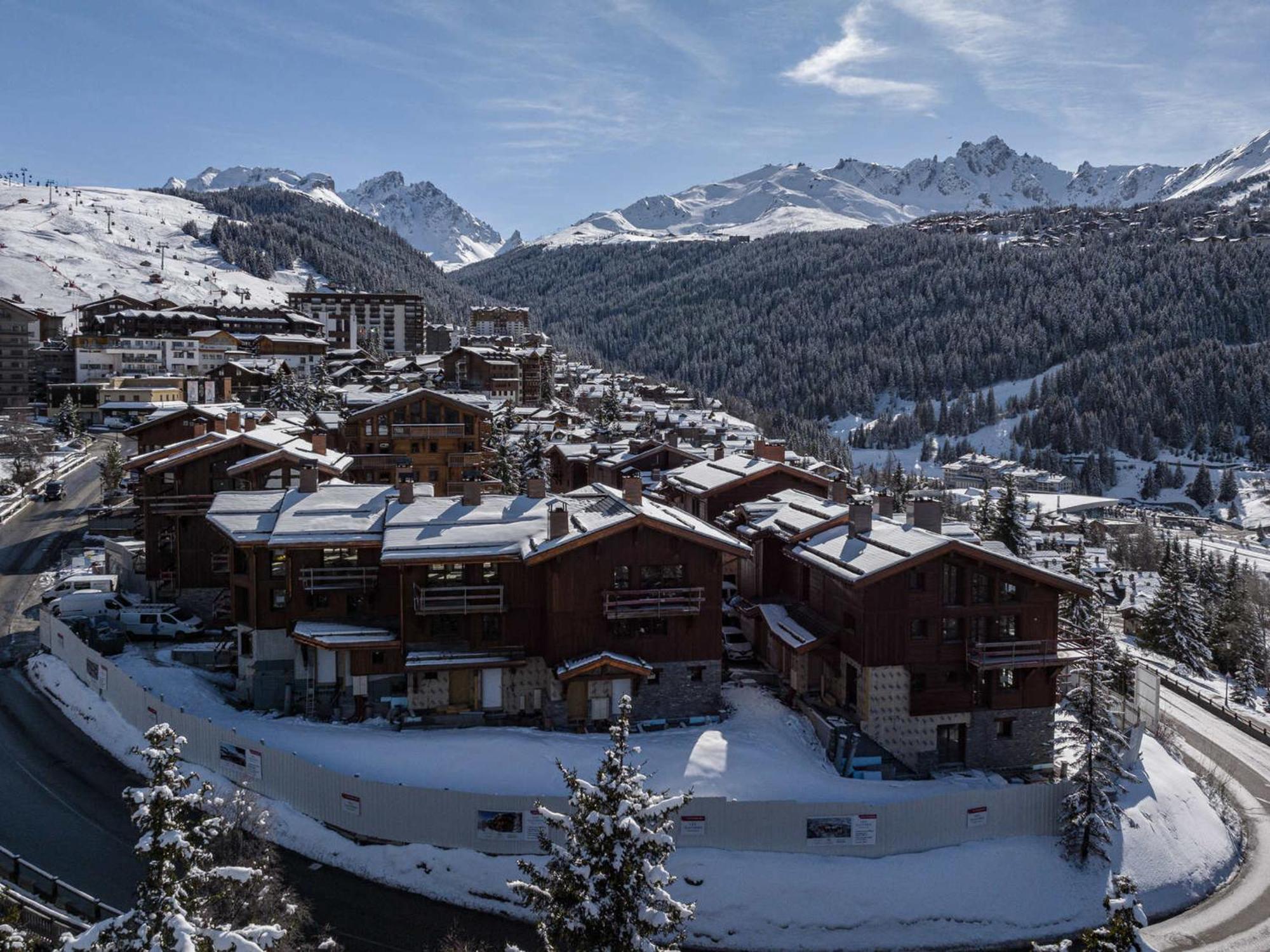 Chalet Luxueux Avec Jacuzzi Interieur A 400M Des Pistes - Fr-1-563-141 Villa Courchevel Exterior photo